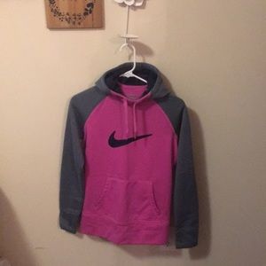 Nike Therma-fit sweatshirt